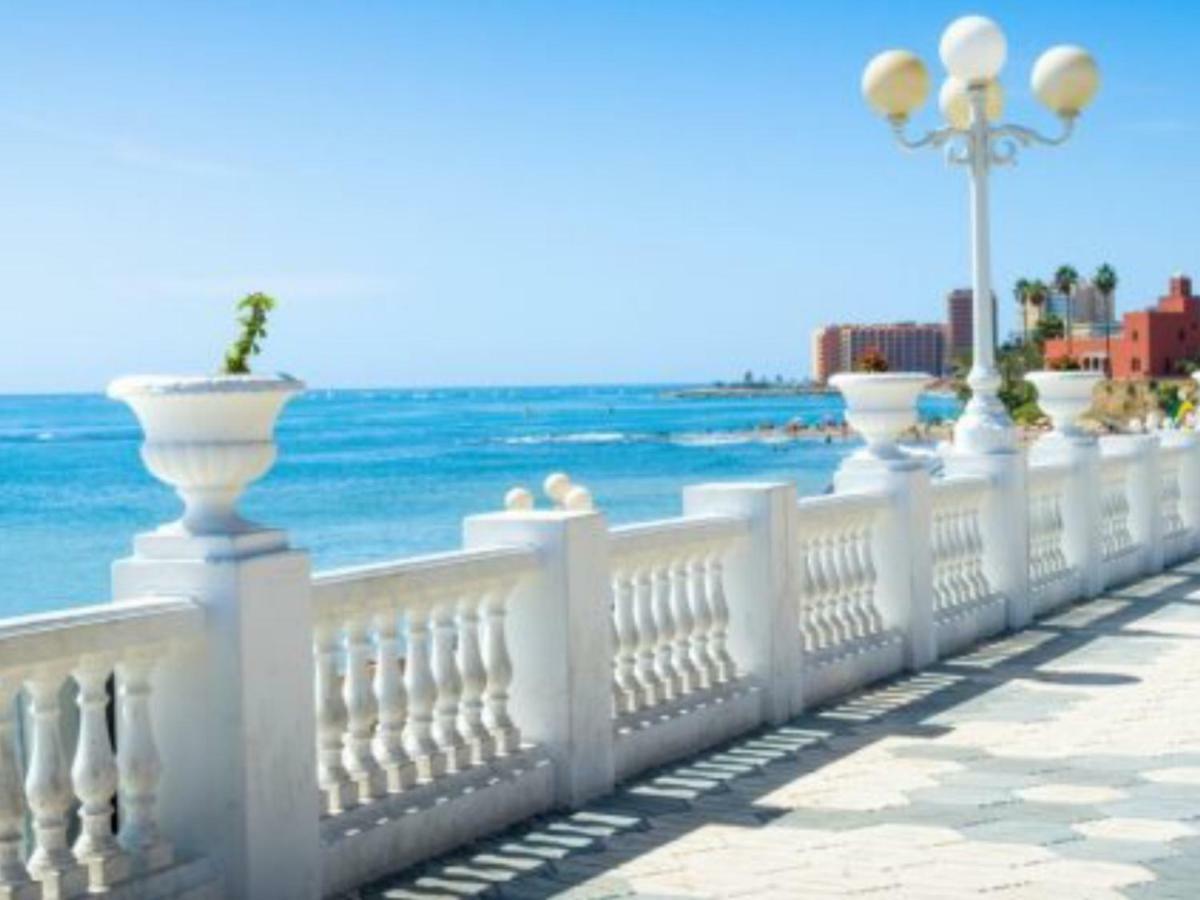 Wonderful Apartment In Costa Del Sol Benalmádena Buitenkant foto